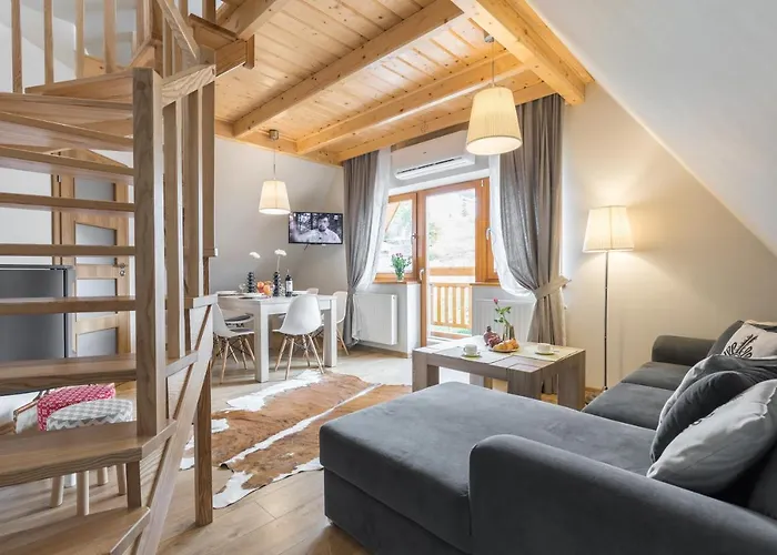 Smrekowa Lux 公寓 *